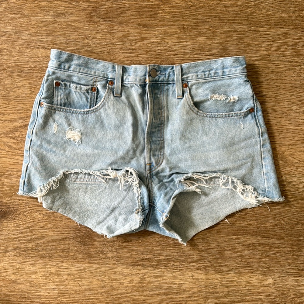 Levi’s 501 Jean Denim Shorts Size 31 (10/12)